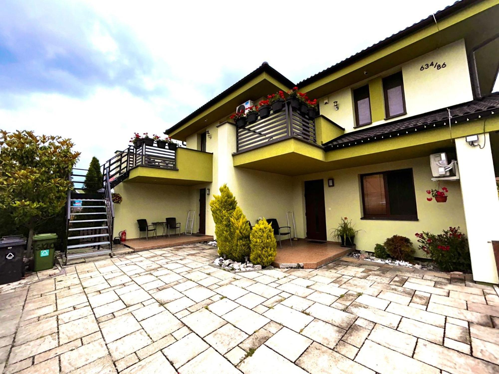 Apartmany Zeleny Dom Podhajska Exterior photo